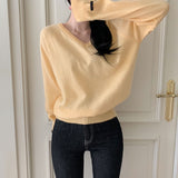 [Bellide made] Soft loose V-neck knitwear