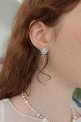 シルバーニットボールアンドリボンピアス/Silver knit ball and ribbon earring