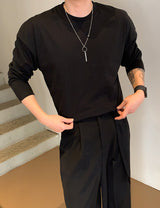 Extended Sleeve Loose Fit Crew Neck T-Shirt (6693672779894)