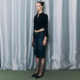 V-shape Cropped Blouse [Black]