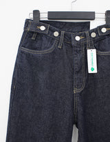ローボタンブラッシュデニムパンツ/no.256 raw button brushed denim pants