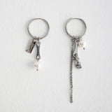 ミックスモチーフフープリングアンバランスピアス/Mix motifs hoop ring unbalanced earring
