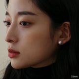 14Kゴールド スワロフスキーパールピアス/14K Gold Swarovski Pearl Earring (10mm + 14k gold clutch)