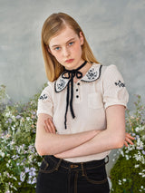 ブラックフラワーラウンドカラーニット / Black Flower Round Collar Knit