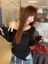 アンフッティドオフボウリブドニットTシャツ