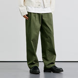 ワイドカーブフィットツータックチノパンツ / WIDE CURVE FIT TWO TUCK CHINO PANTS KHAKI