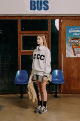 ブラックCCCワッペンスウェットシャツ・アッシュグレー［ユニセックス］/ CCC Black Patch Unisex Ash Grey Sweat Shirt
