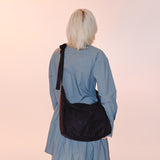 Ark Messenger Bag (Crease Black)