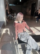 grunge washing off-shoulder crop two-way zip-up