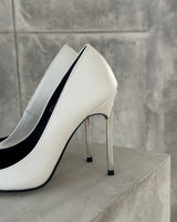 Silver-grooved Stelleto high heels