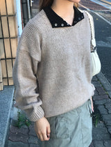 Abril loose fit v-neck knit 