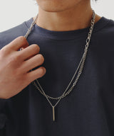 SQUARE BAR NECKLACE