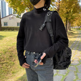 ハーフネック刺繡ウォーマーTシャツ