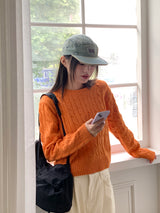Rolpe Twisted Cable Round Crop Long-Sleeved Knit