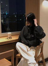 [BELLIDE MADE] スポーティーハーフジップアップナイロントレーナー