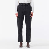 Womans Signature Stud Tapered Crop Fit Denim Pants Black