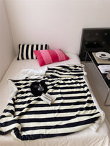 Retro stripe microfiber lamb fleece blanket - 150x200cm - Black
