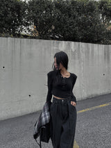 ロングスリーブUネックTシャツ