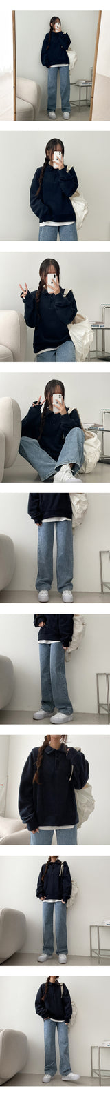 Lock Fleece Collar Button Cropped Sweatshirt